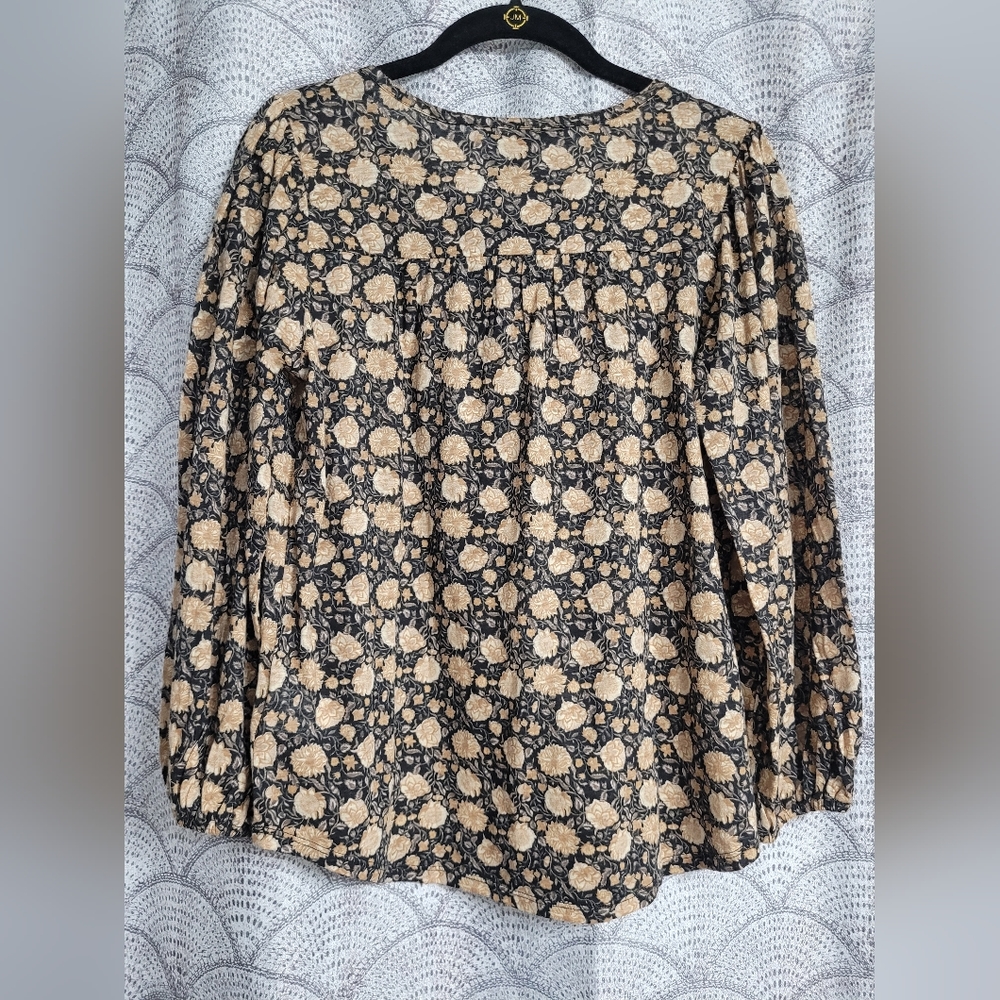 Lucky Brand Cream Floral Long Sleeve Blouse Size Small/Petite - Picture 4 of 7